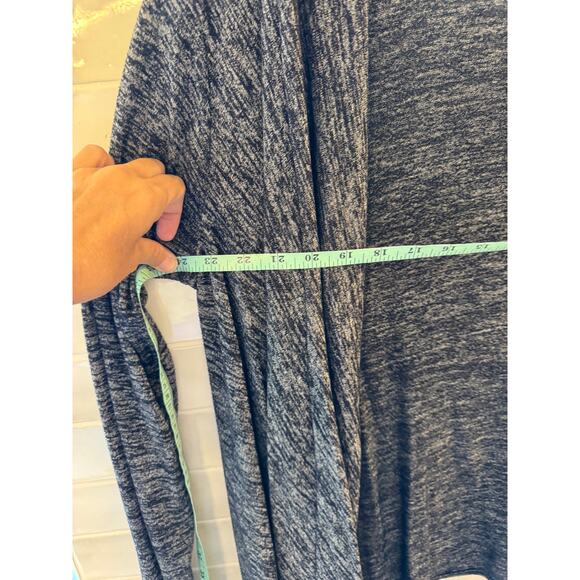 Banana Republic Sweater Black/White Open Front Tiered Long Sleeve Wrap Size M - Picture 4 of 6